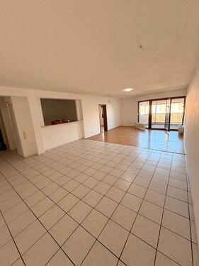 Foto - Großzügige und helle 2-Zimmer-Wohnung in Bürstadt