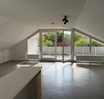 Schöne Dachgeschosswohnung mit Balkon in Schwanewede – 58 m²