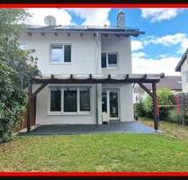 Moderne Doppelhaushälfte mit schönem Garten in Schwieberdingen