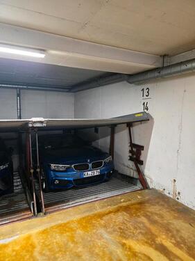 Foto - Tiefgaragenstell Platz Innenstadt 76133