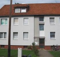 Charmante, frisch renovierte 3-Zimmer-Dachgeschosswohnung mit ca. 49,88 m² in gepflegtem Mehrfamilienhaus - Barsinghausen