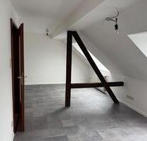 Schöne 2- Zimmer Dachgeschosswohnung Bottrop-Stadtmitte