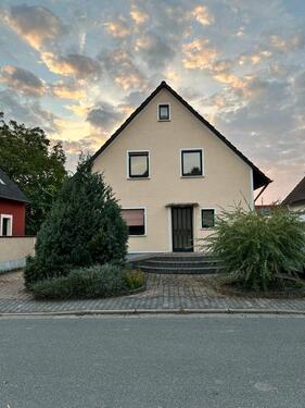 Foto - Einfamilienhaus mit zusätzlichem Baugrundstück - von Privat