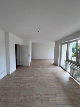 Foto - Frisch renovierte 3-Zimmerwohnung mit Balkon in Aarbergen