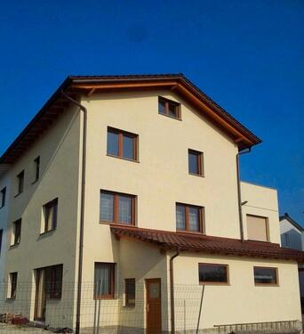 Foto - 2 Familien Haus mit Einliegerwohnung BJ 2012 in March Hugstetten