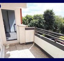 QuadratischPraktischGut! Renovierte 3 Zimmer mit Loggia + Fernblick, Tageslichtbad, separate Küche - Gladbeck Alt-Rentfort