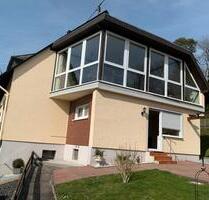 Einfamilienhaus naturverbunden und dennoch in nur 4km auf der A61 - Leiningen