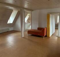 3 Zimmer DG Wohnung in Wunsiedel