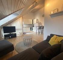 Modern möblierte 2-Zimmer-Dachgeschosswohnung mit Dachterrasse, I - Ditzingen