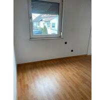 3 Zimmer Wohnung - 1.200,00&nbsp;EUR Kaltmiete, ca.&nbsp; 104,00&nbsp;m&sup2; in Baltmannsweiler (PLZ: 73666)