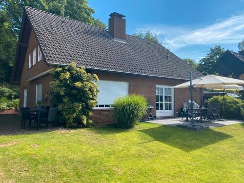 Foto - Exklusives Einfamilienhaus mit Süd-Terrasse, Garage, Sackgassenl.