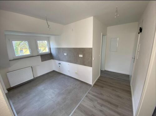 Foto - DG Wohnung zentral und in sehr ruhiger Strasse