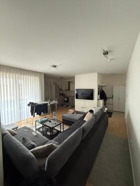 Foto - Helle 2-Zimmer-Wohnung 51,5 m² mit Balkon in zentraler Lage in BF