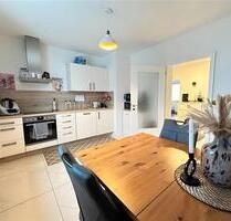 Seltene 3-Zimmer-Wohnung mit Terrasse, Garten & Garage in Sohren