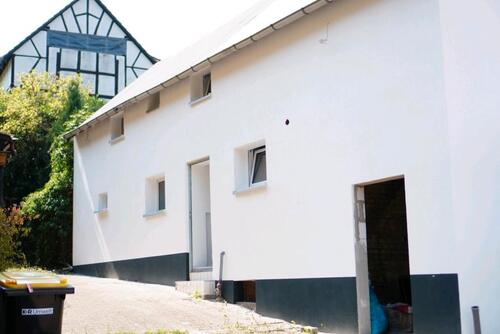 Foto - Haus mit mehreren Wohneinheiten bezugsfertig 