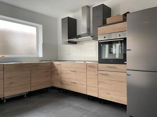 Foto - 5 ZKB Neu renovierte Wohnung - 1.200,00 EUR Kaltmiete,