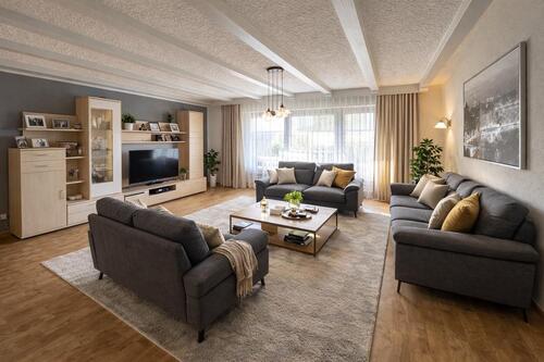 Foto - Großzügige 4-Zimmer Wohnung mit Garten, Terrasse und Garage