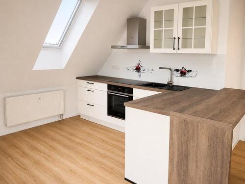Foto - »Etagenwohnung m. Balkon & Einbauküche im Dachgeschoss & Garage «