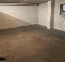 Trockner Keller Lagerraum in München (18qm) mit Fenster