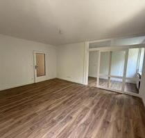 Modernisierte Wohnung in Hamburg mit Balkon!