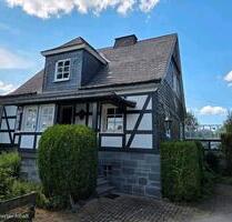 Einfamilienhaus mit großem Garten im Raum Schmallenberg