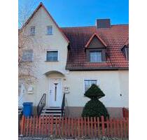 Reihenmittelhaus in Leuna mit Sauna und Wintergarten von Privat