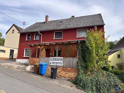 Foto - Haus mit viel Potentialca. 180 qm10 ZimmerGarageDornburg