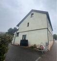 Foto - Ein Zuhause aus zwei Wohnungen: Ein-Zweifamilienhaus mit Garten