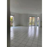 2 Zimmer Wohnung mit Balkon - 600,00&nbsp;EUR Kaltmiete, ca.&nbsp; 67,00&nbsp;m&sup2; in Armsheim (PLZ: 55288)