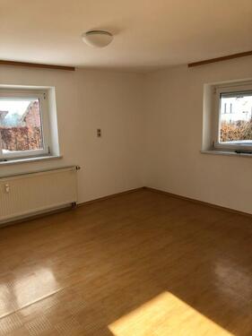 Foto - Frisch renovierte 3 ZKB Mietwohnung mit Garten & eigener Garage