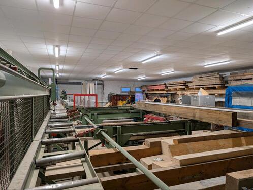 Foto - Gewerbehalle in Rinteln - 1.200,00&nbsp;EUR Kaltmiete, ca.&nbsp; 300,00&nbsp;m&sup2;