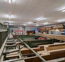 Gewerbehalle in Rinteln - 1.200,00&nbsp;EUR Kaltmiete, ca.&nbsp; 300,00&nbsp;m&sup2; in Rinteln (PLZ: 31737)