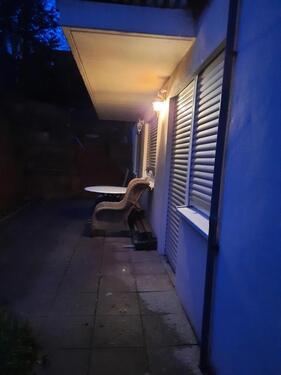 Foto - Nur Singles! Gut geschnittene 3-Zi Whg. Sonnenseite. Separater Eingang, Kaminofen, Terrasse, EBK