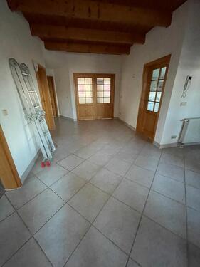 Foto - schöne 4 bzw. 5 Zimmerwohnung im ruhigen Zweifamilienhaus