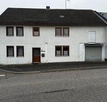 Historisches Wohnhaus mit Anbau und Ausbaupotenzial in Herbstein-