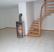 Doppelhaushälfte in Monzingen - 1.070,00&nbsp;EUR Kaltmiete, ca.&nbsp; 107,00&nbsp;m&sup2; in Monzingen (PLZ: 55569)