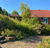 Einfamilienhaus mit 2.863 m² Grundstück, Wärmepumpe (2024) & PV - Lauenförde