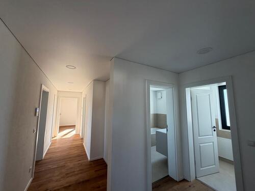 Foto - 4-Zimmer Wohnung in Altdorf, Balkon, EBK, Garage & Stlp.,Erstbez.