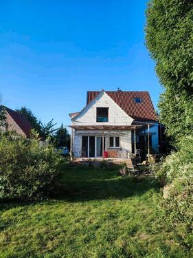 Foto - Ein-Zweifamilienhaus mit großem Garten - Toplage – Privatverkauf