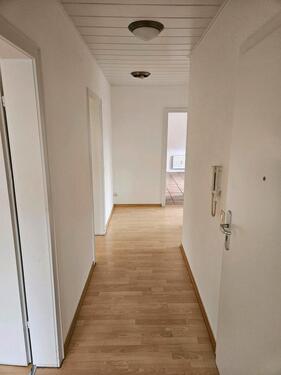 Foto - 3 Zimmer Wohnung mit Balkon - 1.200,00&nbsp;EUR Kaltmiete, ca.&nbsp; 100,00&nbsp;m&sup2;
