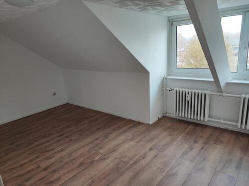 Foto - 3 Zimmer Dachgeschoßwohnung zur Miete in Neubrandenburg