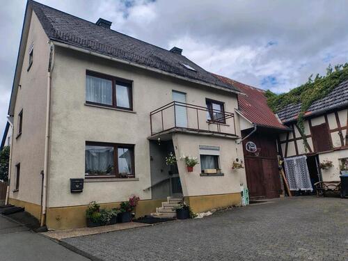 Foto - Einfamilienhaus mit Scheune zu verkaufen