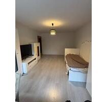 1 Möbliertes WG Zimmer ca. 25 qm mit Balkon in Bogenhausen - München