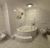 2 Zimmer Etagenwohnung Mehriamilienhaus - Sersheim