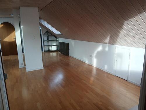 Foto - Wohnung Dachwohnung Zimmer Reutlingen Betzingen