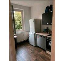 2 Zimmer, Balkon, Wannenbad: direkt am Oberbach, Hochschulnah - Neubrandenburg