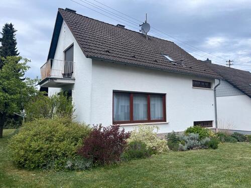 Foto - Freistehendes Einfamilienhaus - 300.000,00&nbsp;EUR Kaufpreis, ca.&nbsp; 85,00&nbsp;m&sup2;