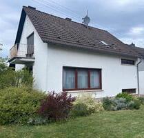 Freistehendes Einfamilienhaus - 300.000,00&nbsp;EUR Kaufpreis, ca.&nbsp; 85,00&nbsp;m&sup2; in Schwalbach (PLZ: 66773)