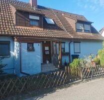 Einfamilienhaus mit zwei Wohneinheiten in Crailsheim–Roter Buck