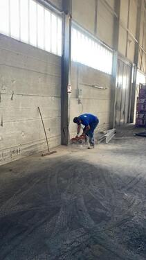 Foto - Lagerhalle zu Vermieten - 5,00&nbsp;EUR Kaltmiete,